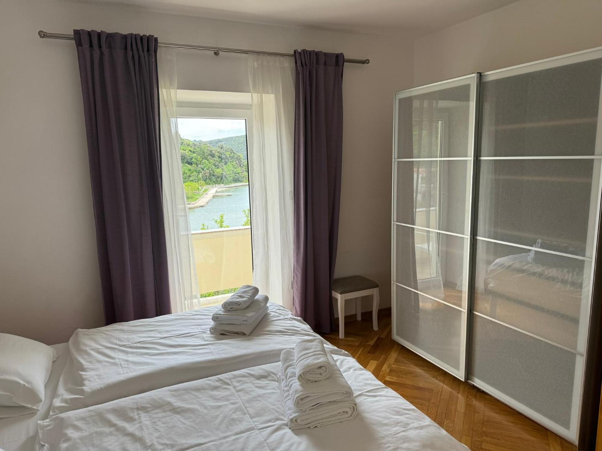 Apartments Trlika Kampor المظهر الخارجي الصورة